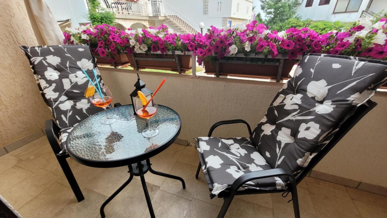 Apartment Lidija Veglia Exterior foto